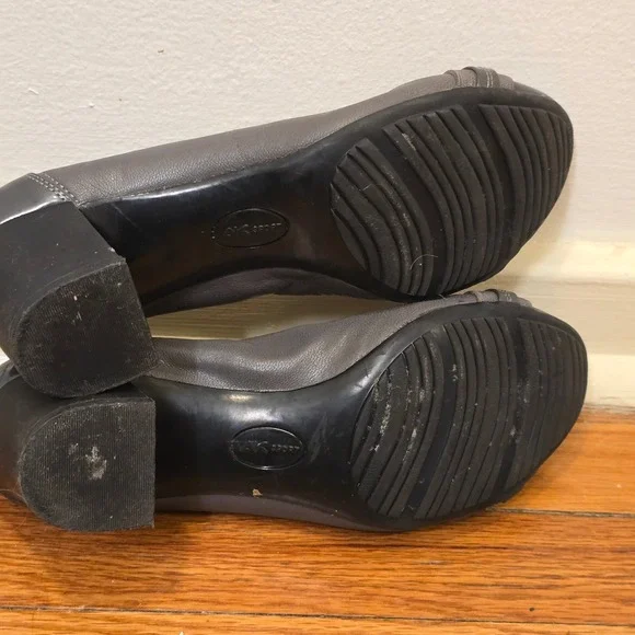 Anne Klein Heels Guardian Womens 9 Gray Leather Pumps - Picture 8 of 11